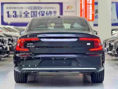 Volvo S90 PHEV 2021, 64000 км, за 179800 CNY - фото 9