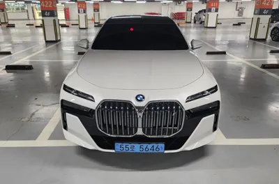 BMW i7 2023, 49500 км, за 0 KRW
