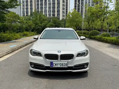 BMW 5 Series 2017, 110000 км, за 82800 CNY