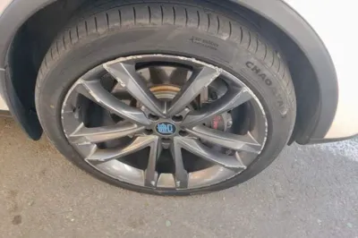 BYD Tang New Energy 2018, 84700 км, за 77534.12 CNY - фото 8