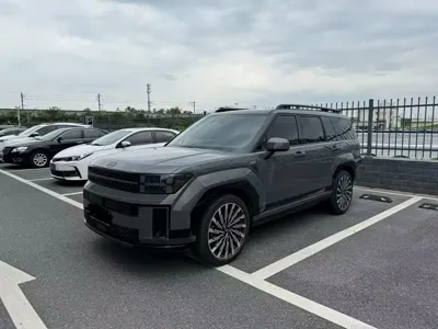 Hyundai Santa Fe · 2026 год