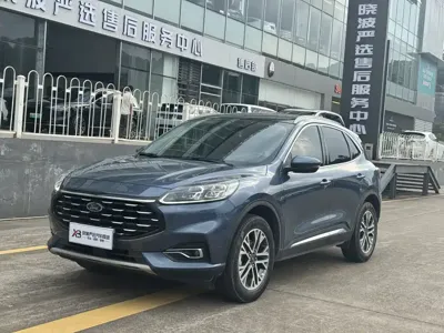 Ford Escape · 2021 год