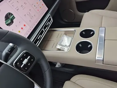 Li Auto Li L6 2026, 800 км, за 212800 CNY - фото 23