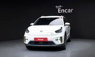 Kia Niro 2019, 136110 км, за 99990000 KRW