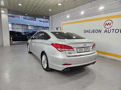 Hyundai i40 2013, 210389 км, за 3000000 KRW