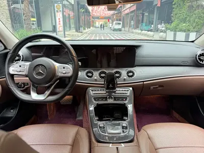 Mercedes-Benz E-Class 2020, 69000 км, за 226800 CNY - фото 6