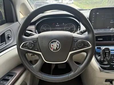 Buick GL8 2021, 153200 км, за 103300 CNY