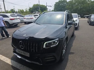 Mercedes-Benz GLB-Class · 2022 год