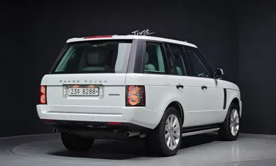 Land Rover Range Rover 2010, 87270 км, за 26900000 KRW