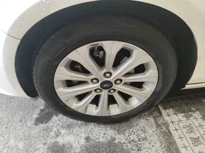 Ford Escort 2017, 128400 км, за 23900 CNY - фото 23