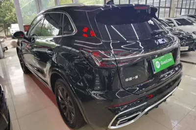 Hongqi HS5 2023, 39500 км, за 15138 USD