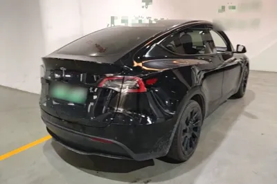 Tesla Model Y 2022, 76800 км, за 169441.58 CNY - фото 6