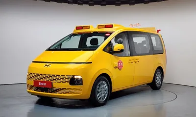 Hyundai Staria · 2023 год
