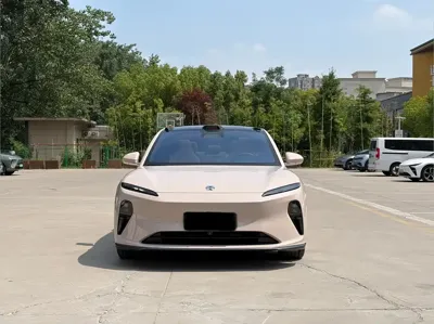 Nio ET5T 2023, 16000 км, за 129800 CNY