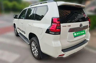Toyota Prado 2018, 98300 км, за 285528.31 CNY