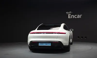 Porsche Taycan 2021, 36211 км, за 96000000 KRW