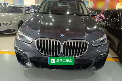 BMW X5 2021, 63000 км, за 403704.2 CNY