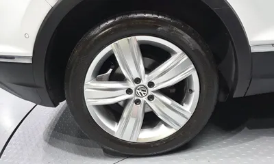 Volkswagen Tiguan 2020, 155048 км, за 14560.29 USD