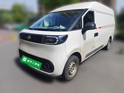 大通 V1 2024, 116800 км, за 90100 CNY