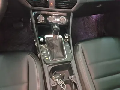 Volkswagen Sagitar 2019, 63400 км, за 66300 CNY - фото 14
