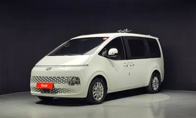 Hyundai Staria · 2023 год
