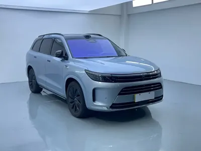 AITO 问界 AITO M7 · 2024 год