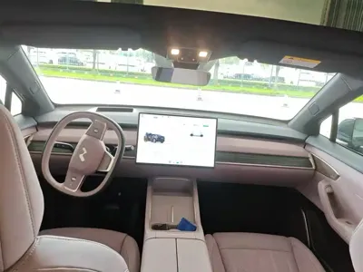 ONVO ONVO L60 2025, 8000 км, за 158000 CNY