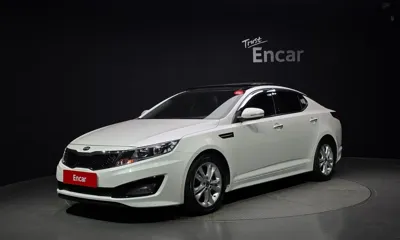 Kia K5 · 2013 год