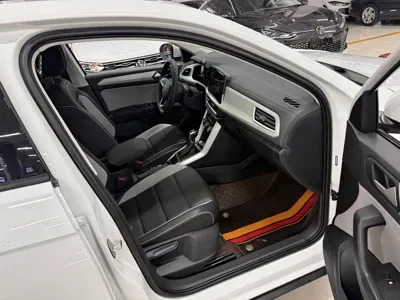 Volkswagen T-Roc 2023, 31000 км, за 121800 CNY - фото 15