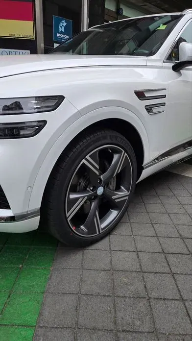 Genesis GV80 · 2026 год