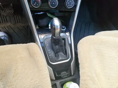 Volkswagen T-Roc 2018, 49600 км, за 62827.73 CNY - фото 11