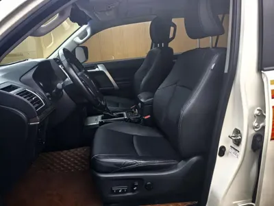 Toyota Prado 2020, 74000 км, за 345800 CNY - фото 12