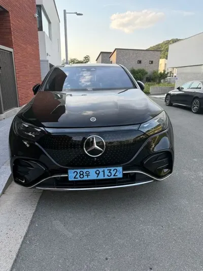 Mercedes-Benz EQE · 2023 год