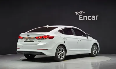 Hyundai Avante 2018, 139147 км, за 8800000 KRW - фото 2