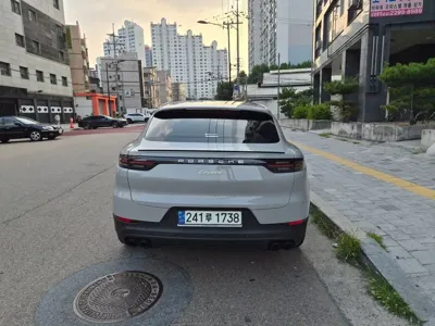 Porsche Cayenne 2021, 23800 км, за 103000000 KRW