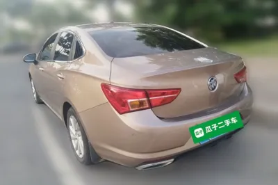 Buick Verano 2018, 97800 км, за 35070.11 CNY