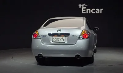 Nissan Altima 2011, 82676 км, за 2400000 KRW