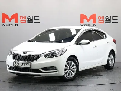 Kia K3 · 2015 год