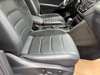 Volkswagen Tiguan L 2018, 60000 км, за 70100 CNY - фото 7