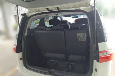 Luxgen Great 7 MPV 2016, 139400 км, за 36382.73 CNY - фото 16