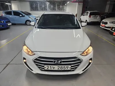 Hyundai Avante 2018, 77731 км, за 12690000 KRW