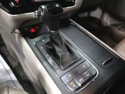 Kia Canival 2016, 120430 км, за 7500000 KRW - фото 15
