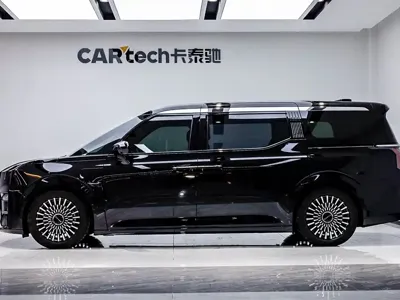 Zeekr 009 2023, 44700 км, за 275000 CNY