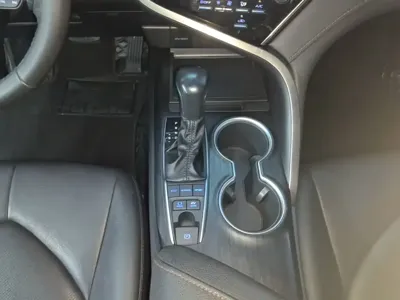 Toyota Camry 2022, 61100 км, за 110500 CNY - фото 14