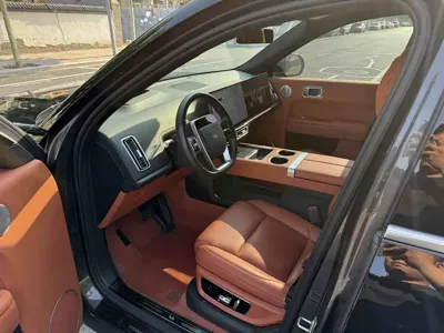 Li Auto Li L8 2023, 50000 км, за 158000 CNY