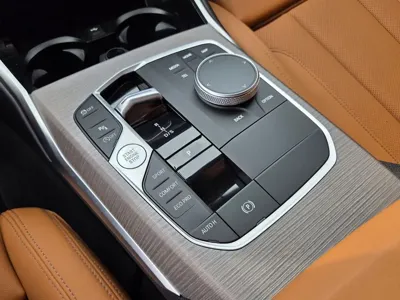 BMW 3-Series 2025, 6115 км, за 38000000 KRW - фото 9