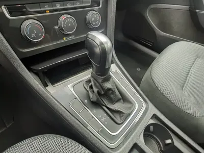 Volkswagen Golf 2019, 109100 км, за 43800 CNY - фото 13