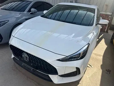 MG MG5 · 2021 год