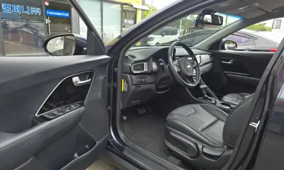 Kia Niro 2018, 70121 км, за 14800000 KRW - фото 10
