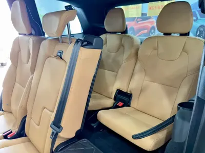 Volvo XC90 2019, 80000 км, за 140900 CNY - фото 11